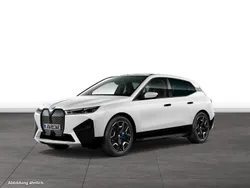 Weiß Gebraucht 2024 BMW iX SUV | 83.110 €