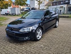 Schwarz Gebraucht 2011 VW Jetta Comfortline Limousine | 2.750 € (Superpreis)