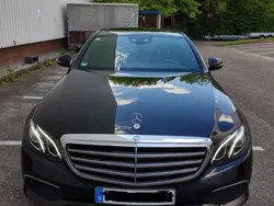 Schwarz Gebraucht 2016 Mercedes E220 Exclusive Limousine | 26.000 € (Fairer Preis)