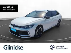 Oryxweiß perlmutteffekt Gebraucht 2024 VW Passat R-line Kombi | 42.880 € (Teuer)