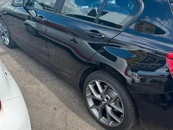 Schwarz Gebraucht 2015 BMW 118 Kleinwagen | 8.800 €