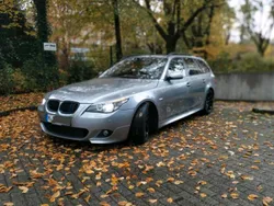 Silber Gebraucht 2007 BMW 525 Advantage Kombi | 6.850 €