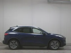 Blau Gebraucht 2020 Ford Kuga Titanium SUV | 17.980 € (Superpreis)