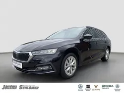 Schwarzmagic perleffekt Gebraucht 2021 Skoda Octavia Style Kombi | 29.900 € (Teuer)