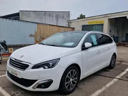 Weiß Gebraucht 2015 Peugeot 308 Allure Kombi | 7.500 € (Guter Preis)