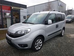 Grau Gebraucht 2015 Fiat Doblò Lounge Van / Kleinbus | 8.950 € (Fairer Preis)