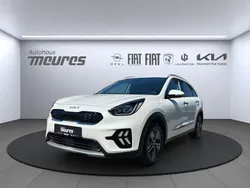 Swp) snow white pearl (weiss Gebraucht 2021 Kia Niro Spirit SUV | 24.788 € (Teuer)