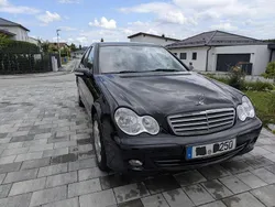 Schwarz Gebraucht 2005 Mercedes C180 Classic Limousine | 2.490 € (Guter Preis)