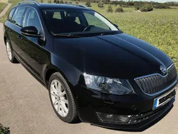 Schwarz Gebraucht 2013 Skoda Octavia Ambition Kombi | 8.300 € (Fairer Preis)