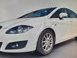 Weiß Gebraucht 2011 Seat Leon Style Limousine | 2.800 € (Superpreis)