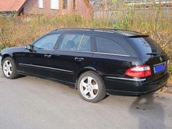 Schwarz Gebraucht 2005 Mercedes E320 Avantgarde Kombi | 2.990 € (Guter Preis)