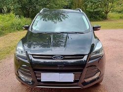 Schwarz Gebraucht 2014 Ford Kuga SUV | 12.900 € (Fairer Preis)