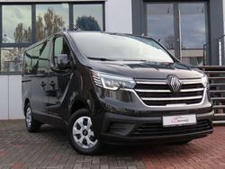 Schwarz Gebraucht 2024 Renault Trafic Van | 36.900 € (Guter Preis)