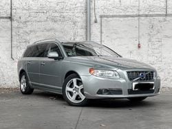 Silber Gebraucht 2008 Volvo V70 Summum Kombi | 6.490 €