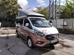 Silber Gebraucht 2023 Ford Transit Custom Nugget Van / Kleinbus | 57.500 € (Teuer)