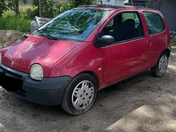 Rot Gebraucht 2004 Renault Twingo Kleinwagen | 1.450 €