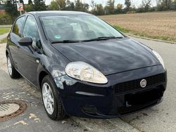 Blau Gebraucht 2011 Fiat Punto Kleinwagen | 3.300 €