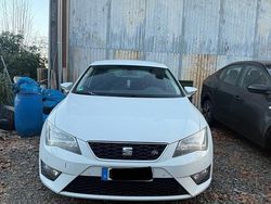 Weiß Gebraucht 2015 Seat Leon FR Kleinwagen | 13.000 € (Teuer)