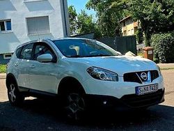Weiß Gebraucht 2013 Nissan Qashqai SUV | 6.499 € (Fairer Preis)