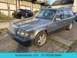 Grau Gebraucht 1992 Mercedes 300 Kombi | 4.999 €