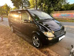 Schwarz Gebraucht 2009 Mercedes Viano Van / Kleinbus | 8.500 € (Etwas zu teuer)