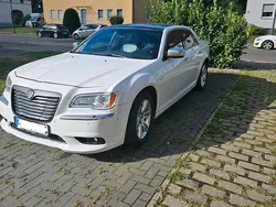 Weiß Gebraucht 2012 Chrysler 300C Limousine | 9.500 €