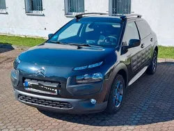 Schwarz Gebraucht 2017 Citroën C4 Cactus PureTech Kleinwagen | 8.300 € (Superpreis)