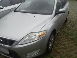 Silber Gebraucht 2010 Ford Mondeo Ambiente Kombi | 2.250 € (Fairer Preis)