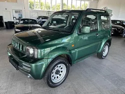 Grünmet. (metallic) Gebraucht 2012 Suzuki Jimny Club SUV | 11.950 € (Fairer Preis)