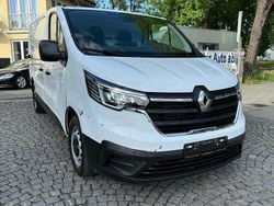 Weiß Gebraucht 2024 Renault Trafic Komfort Van | 19.900 € (Superpreis)