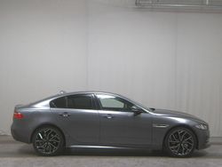 Grau Gebraucht 2019 Jaguar XE R-Sport Limousine | 18.990 € (Fairer Preis)