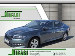 Grau Gebraucht 2020 Skoda Superb Ambition Limousine | 20.990 € (Fairer Preis)