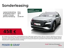 Florettsilber metallic Gebraucht 2024 Audi Q4 e-tron Comfort SUV | 51.987 €