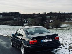 Schwarz Gebraucht 1998 BMW 523 Limousine | 3.200 € (Teuer)