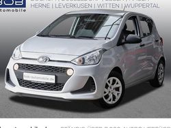 Silber Gebraucht 2019 Hyundai i10 Classic Kleinwagen | 8.970 € (Guter Preis)