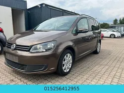Braun Gebraucht 2010 VW Touran Comfortline Van / Kleinbus | 3.800 € (Guter Preis)
