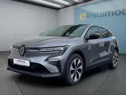 Grau Gebraucht 2023 Renault Mégane Limousine | 30.749 € (Teuer)