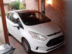 Weiß Gebraucht 2016 Ford B-MAX Van / Kleinbus | 4.300 € (Superpreis)