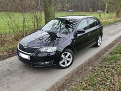 Schwarz Gebraucht 2014 Skoda Rapid Limousine | 8.800 € (Fairer Preis)