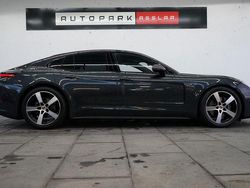 Grau Gebraucht 2024 Porsche Panamera 4 Limousine | 94.880 € (Superpreis)