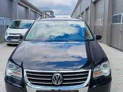 Schwarz Gebraucht 2008 VW Touran Highline Van / Kleinbus | 3.300 € (Fairer Preis)