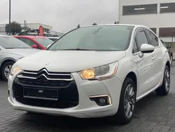 Weiß Gebraucht 2014 Citroën DS4 So Chic Kleinwagen | 6.800 € (Fairer Preis)