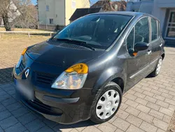 Schwarz Gebraucht 2004 Renault Modus Van / Kleinbus | 800 € (Superpreis)