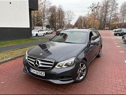 Grau Gebraucht 2016 Mercedes E200 Kombi | 13.500 € (Fairer Preis)