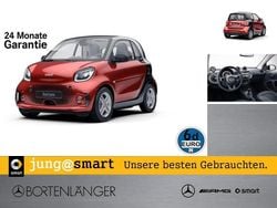 Rot Gebraucht 2023 Smart ForTwo Coupé Exclusive Kleinwagen | 16.448 € (Etwas zu teuer)