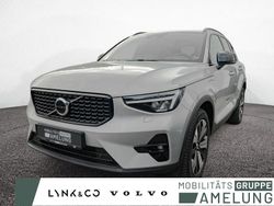 Silber Gebraucht 2023 Volvo XC40 Ultimate SUV | 37.890 € (Etwas zu teuer)