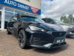 Mitternachtsschwarz metallic Gebraucht 2024 Cupra Leon Limousine | 26.880 € (Superpreis)