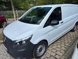 Weiß Gebraucht 2021 Mercedes Vito Van / Kleinbus | 25.000 € (Superpreis)