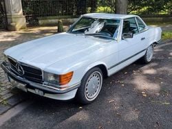 Weiß Gebraucht 1986 Mercedes SL420 Cabrio | 47.900 €