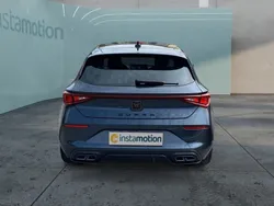 Grau Gebraucht 2024 Cupra Leon Limousine | 28.850 € (Etwas zu teuer)